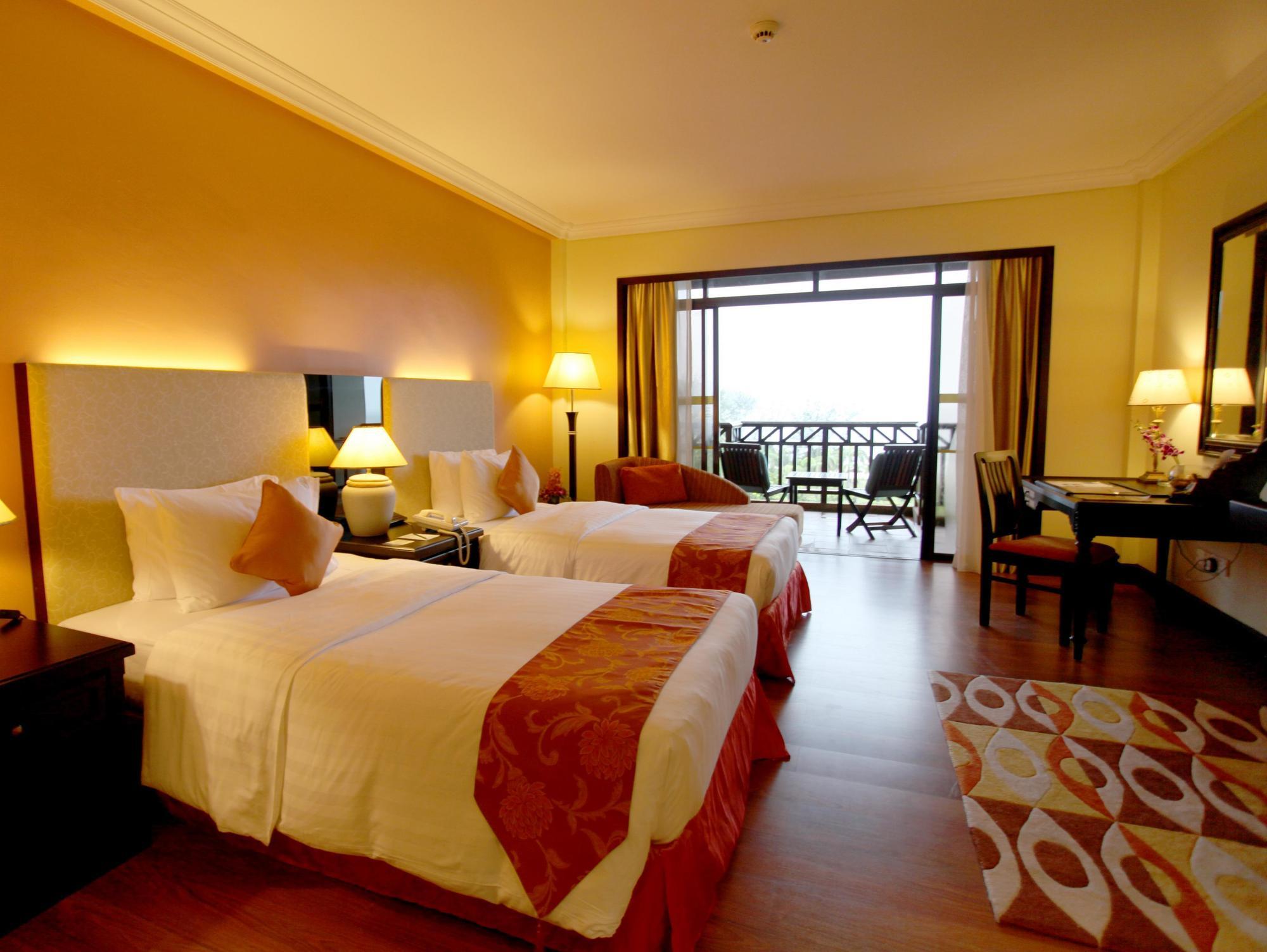 Villa At Nexus Resort & Spa Karambunai Kampong Bikasan 外观 照片