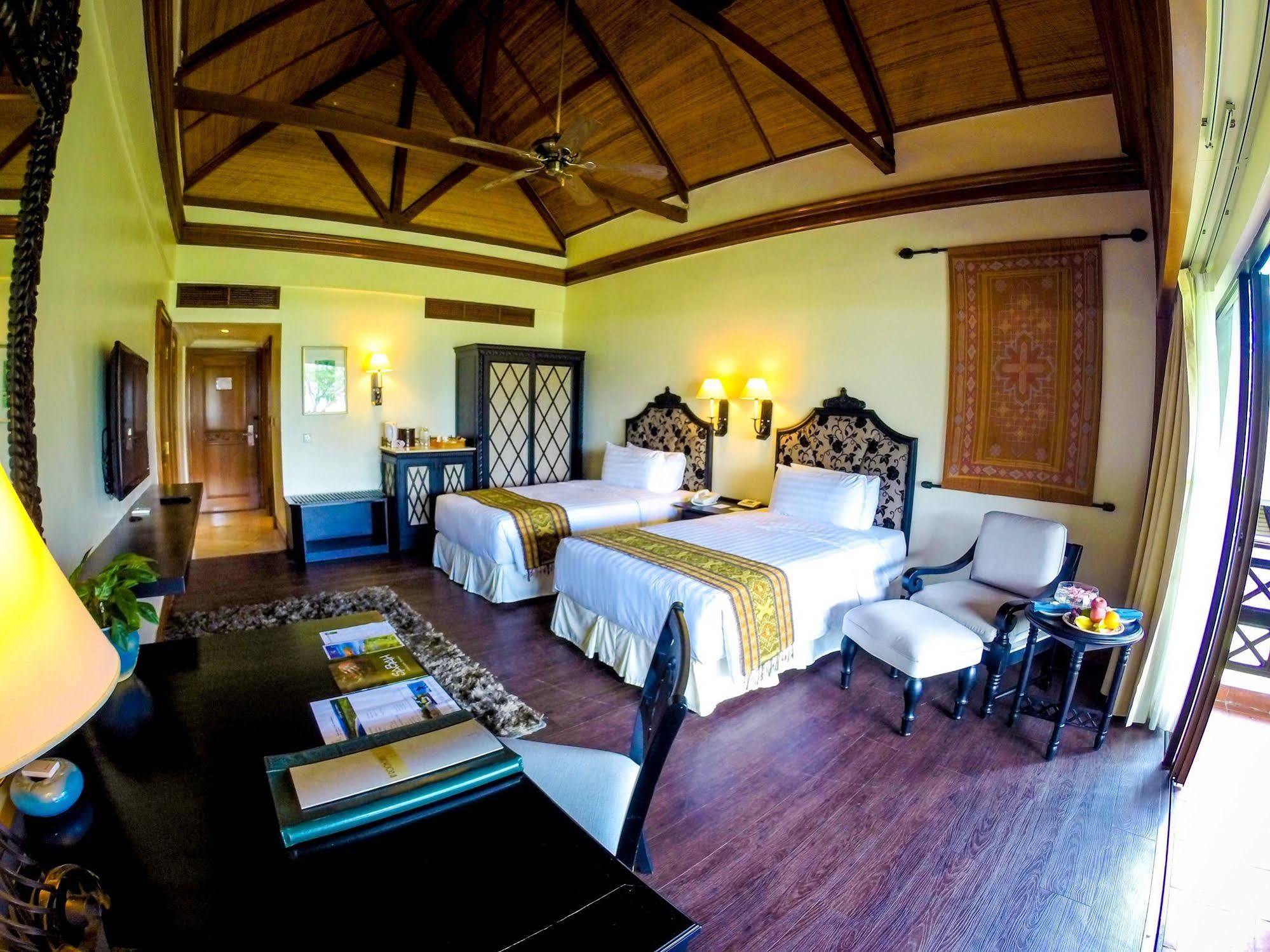 Villa At Nexus Resort & Spa Karambunai Kampong Bikasan 外观 照片
